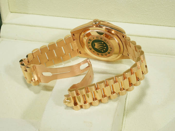 Rolex Day-Date 36 Ref. 118238A Yellow Gold Champagne Dial Pre-owned bjpet7xa