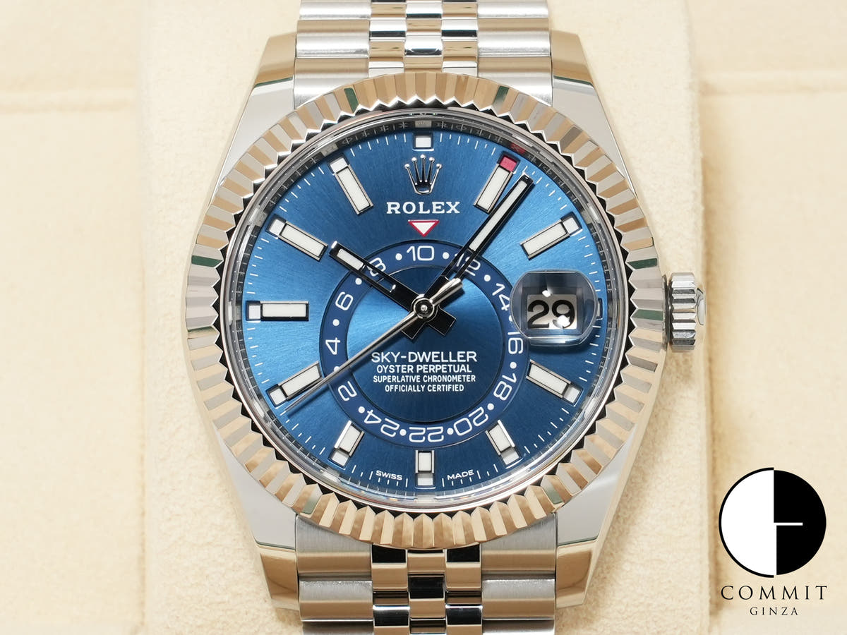 Pre-owned Rolex Sky-Dweller Ref. 326934 in stainless steel/white gold with a blue dial and Jubilee bracelet.