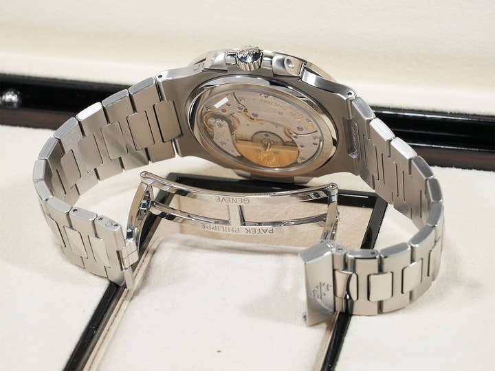 パテックフィリップ ノーチラス プチコンプリケーション Ref.5712/1A-001 ステンレススチール ブルー文字盤 美品 8bex5ua2