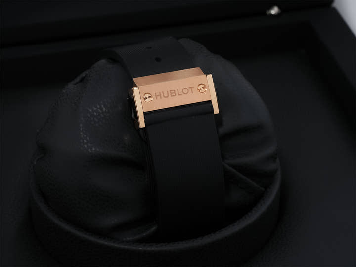 ウブロ クラシック・フュージョン キングゴールド Ref.542.OX.1181.RX キングゴールド ブラック文字盤 中古 s476o7mi