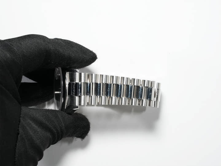 ロレックス デイデイト36 Ref.118206 プラチナ アイスブルー文字盤 中古 6x43o9we