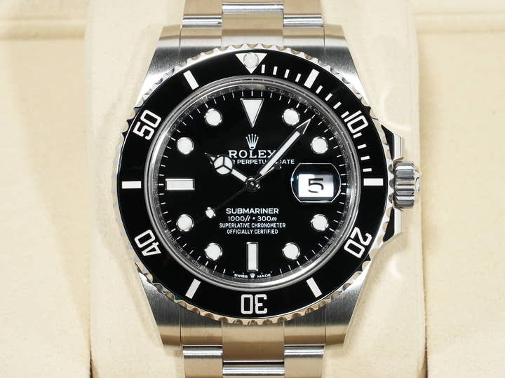ロレックス サブマリーナー デイト Ref.126610LN ステンレススチール ブラック文字盤 未使用 99vtz73r
