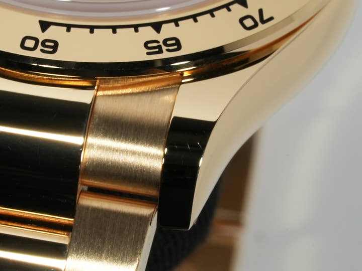 ロレックス デイトナ Ref.126508 イエローゴールド ゴールデンxブライトブラック文字盤 未使用 vtowayu5