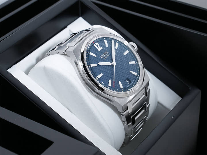 チャペック アンタークティック パサージュ ドゥ ドレーク Ref.- ステンレススチール ディープブルー文字盤 美品 oxphfojt