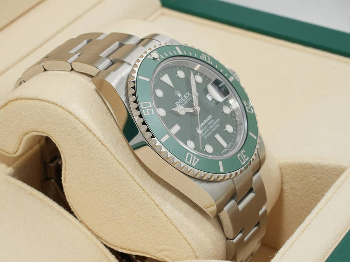 ロレックス サブマリーナー デイト Ref.116610LV ステンレススチール グリーン文字盤 未使用 scugypsy