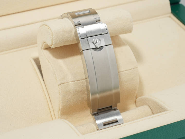 ロレックス サブマリーナー デイト Ref.116610LV ステンレススチール グリーン文字盤 未使用 scugypsy