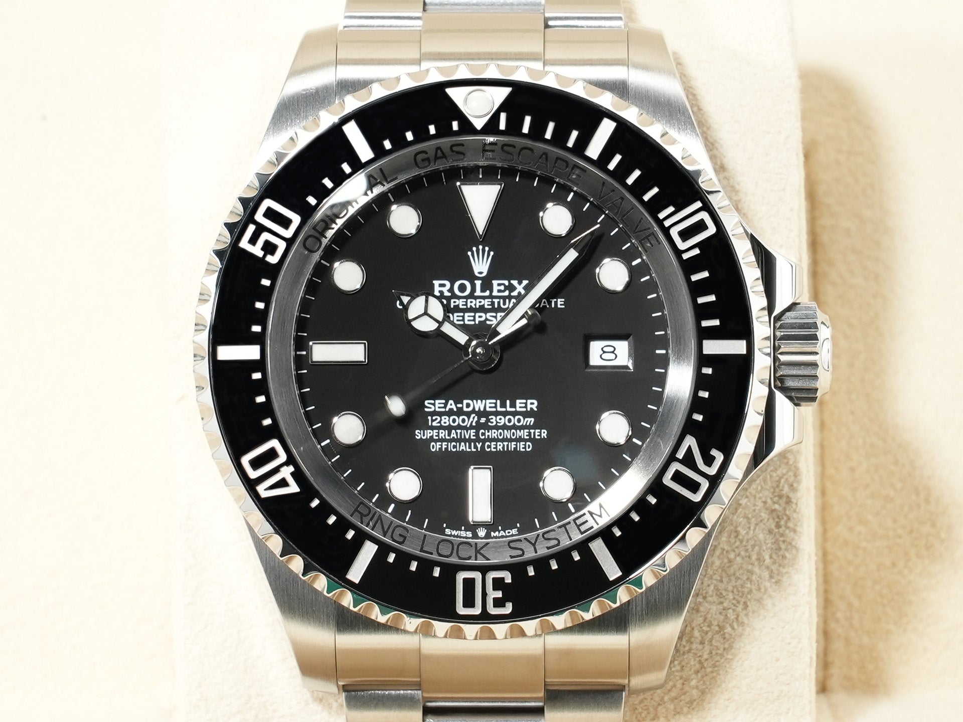 ロレックス シードゥエラー ディープシー Ref.126660 ステンレススチール ブラック文字盤 美品 mzyy4j8k