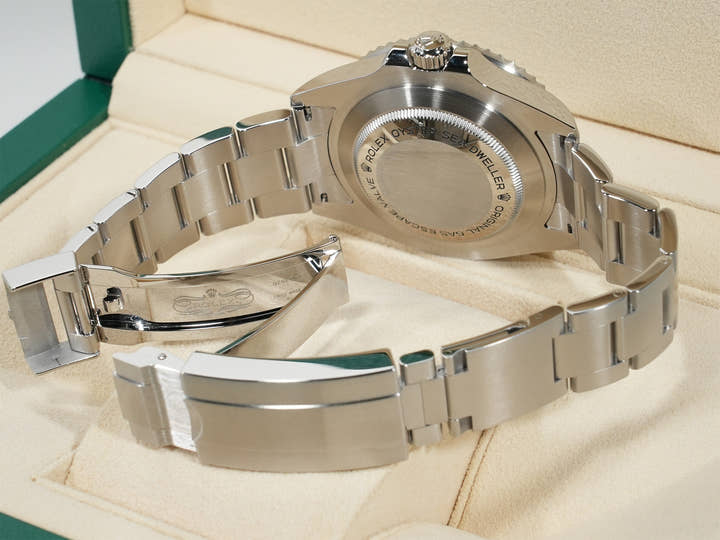 ロレックス シードゥエラー Ref.126600 ステンレススチール ブラック文字盤 美品 eyhwipxw