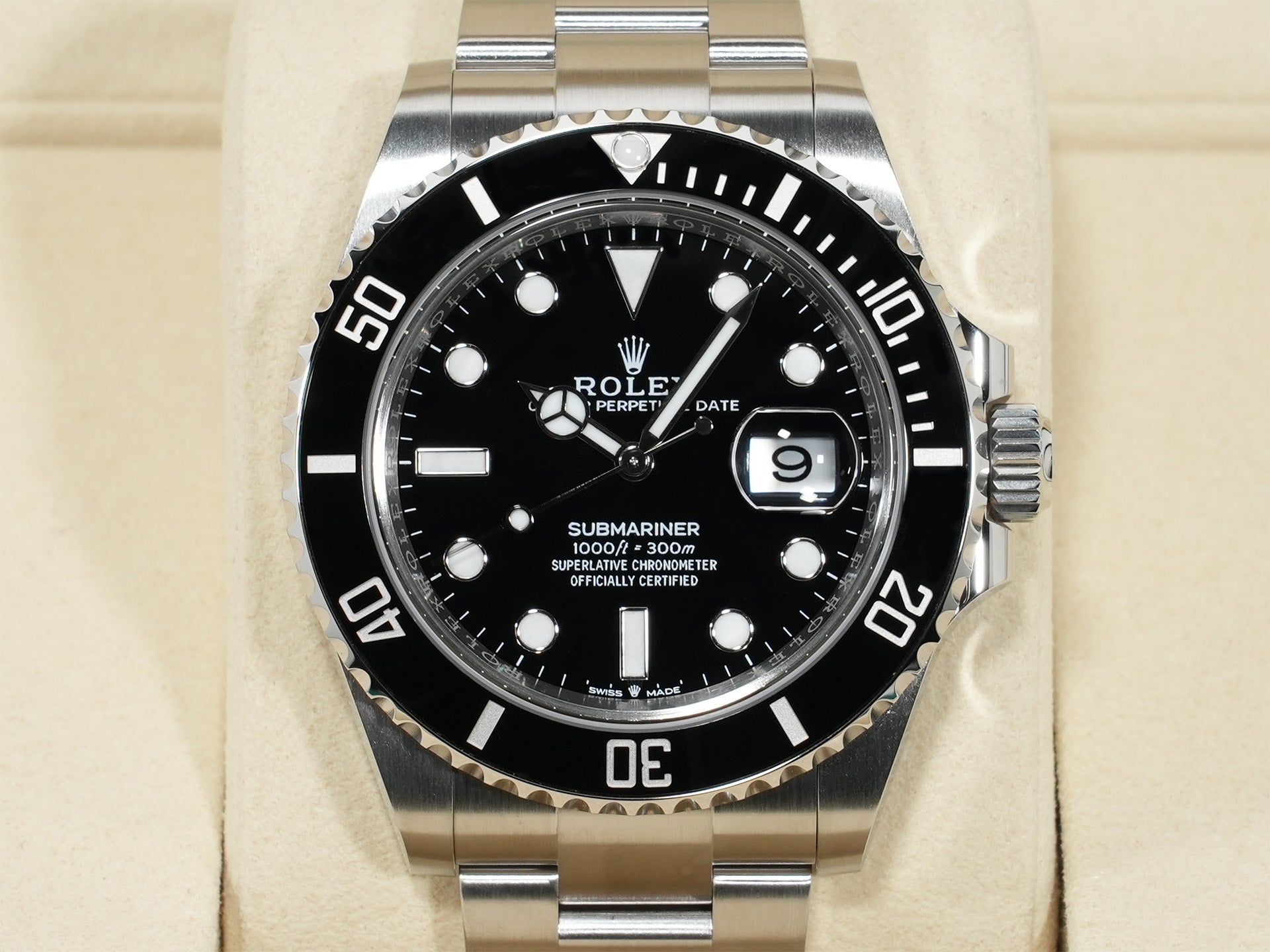 Rolex Submariner Date Ref. 126610LN Stainless Steel Black Dial Unused vjb4xgh3