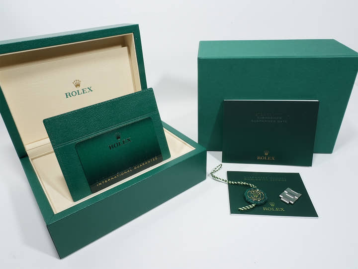 Rolex Submariner Date Ref. 126610LV Stainless Steel Black Dial Unused pgws3s6g