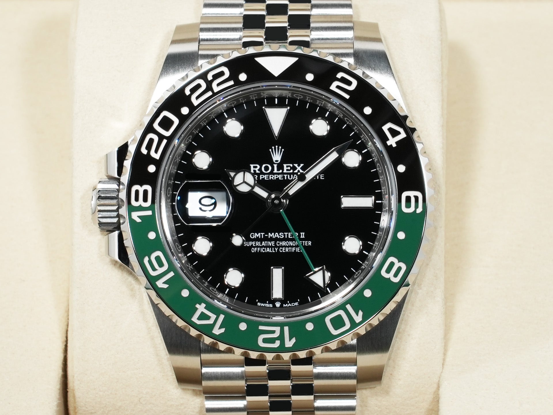 Rolex GMT-Master II Ref. 126720VTNR Stainless Steel Black Dial Jubilee Bracelet Unused bd4ayqx9