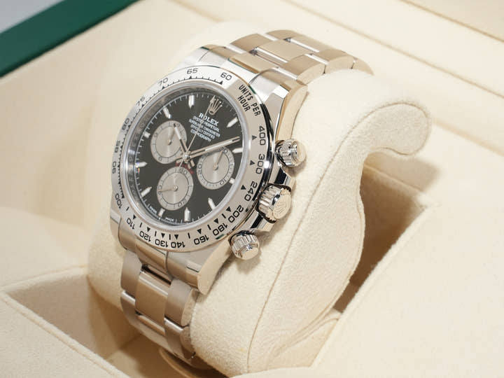 Rolex Daytona Ref. 126509 White Gold with Bright Black and Steel Dial, Unused, zs5f9ns3