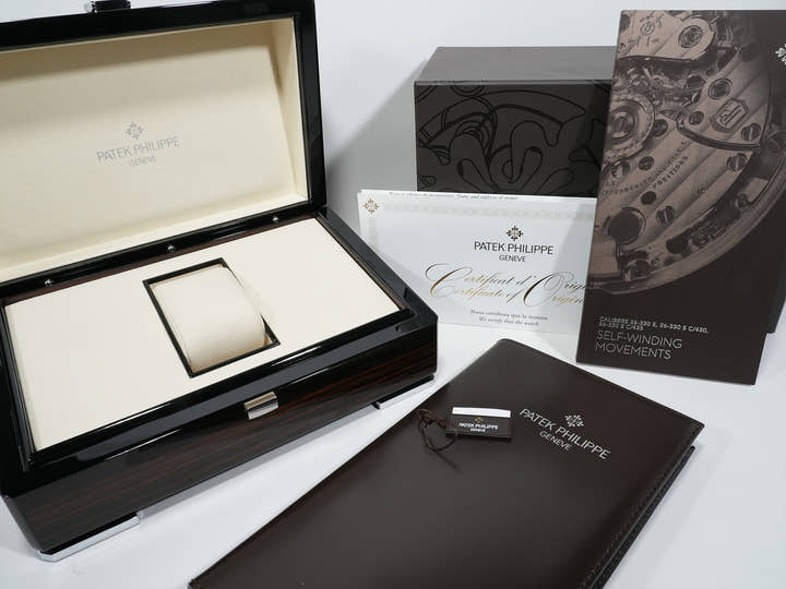 パテックフィリップ アクアノート Ref.5168G-001 ホワイトゴールド ミッドナイトブルー文字盤 中古 6fgadyjf