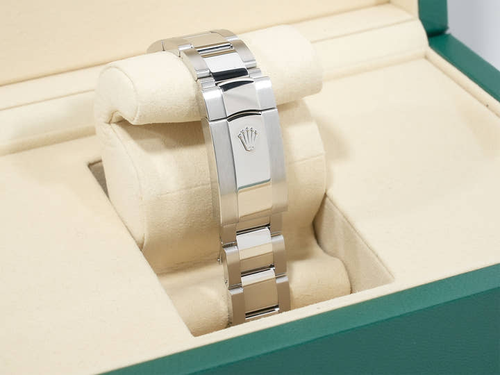 ロレックス デイトジャスト36 Ref.126200 ステンレススチール ホワイト文字盤 オイスターブレスレット 未使用 vk364kmu