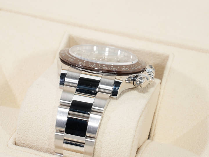 ロレックス デイトナ Ref.116506A プラチナ アイスブルー文字盤 中古 qbatm38m