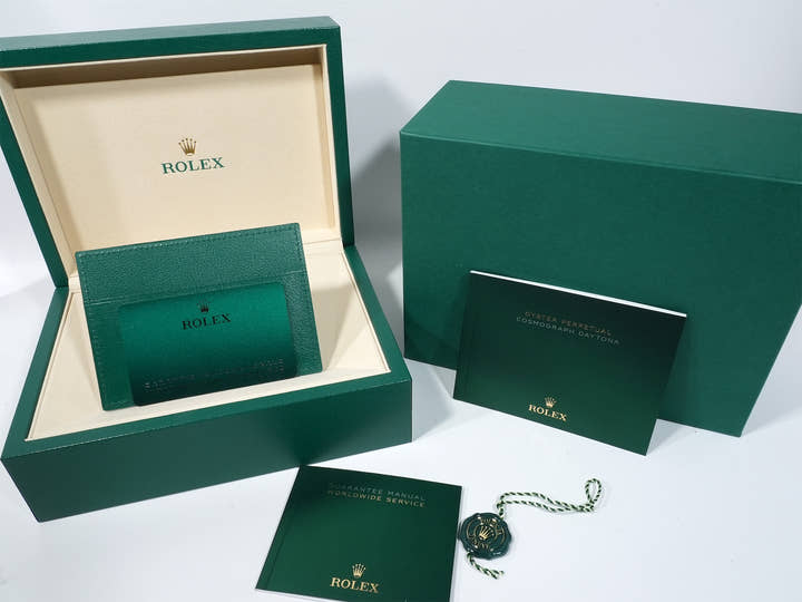 ロレックス デイトナ Ref.126508 イエローゴールド グリーン文字盤 未使用 xadzyrzb