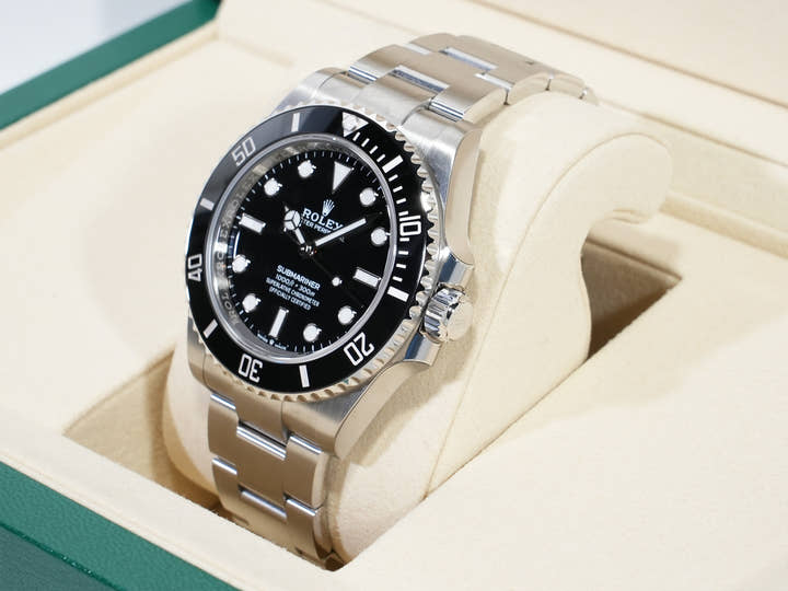 ロレックス サブマリーナー ノンデイト Ref.124060 ステンレススチール ブラック文字盤 未使用 em66m9va