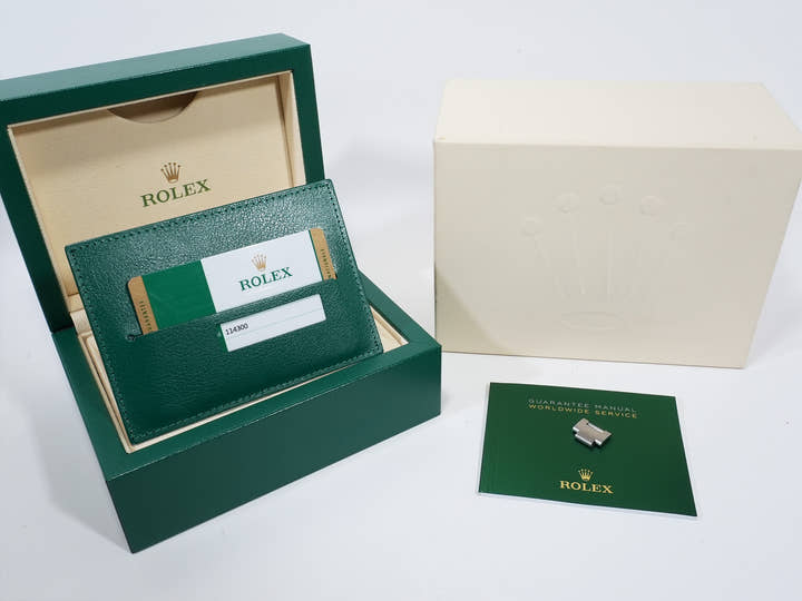 Rolex Oyster Perpetual 39 Ref. 114300 Stainless Steel White Dial Pre-owned tjof4jxg