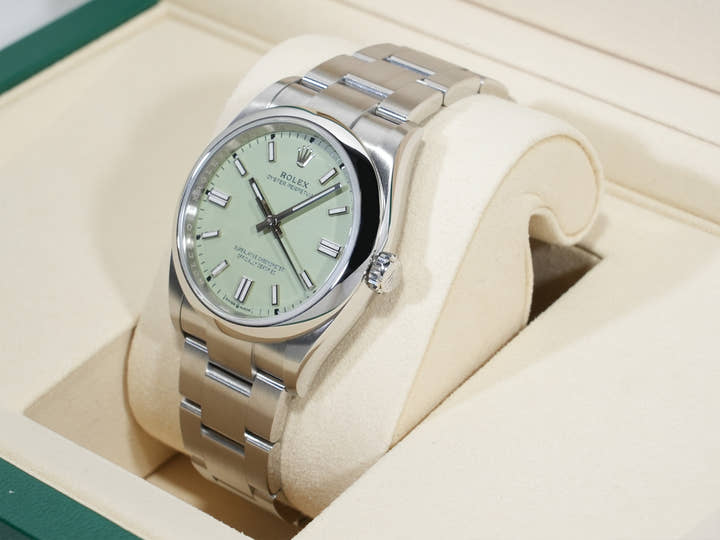 Rolex Oyster Perpetual 36 Ref. 126000 Stainless Steel Pistachio Dial Unused o4oc2edx
