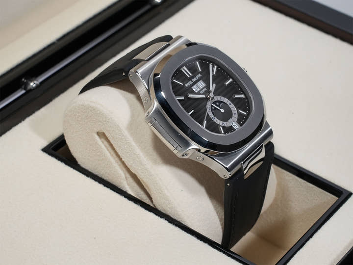 パテックフィリップ ノーチラス アニュアルカレンダー ムーンフェイズ Ref.5726A-001 ステンレススチール ブラック文字盤 極美品 n7btnmh7