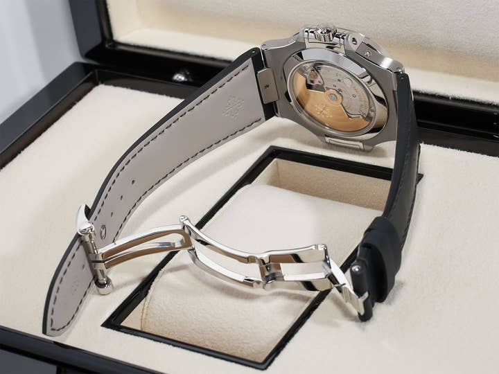 パテックフィリップ ノーチラス アニュアルカレンダー ムーンフェイズ Ref.5726A-001 ステンレススチール ブラック文字盤 極美品 n7btnmh7