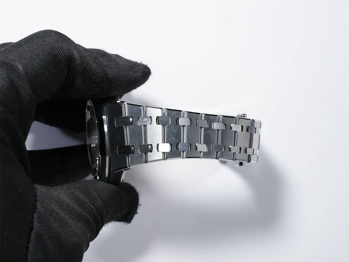 オーデマピゲ ロイヤルオーク Ref.15450ST.OO.1256ST.01 ステンレススチール シルバー文字盤 美品 59knu9fi