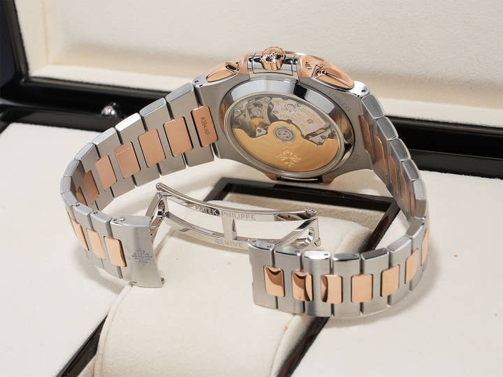 パテックフィリップ ノーチラス クロノグラフ Ref.5980/1AR-001 ステンレススチール/ローズゴールド ブルー文字盤 美品 ajpko7io