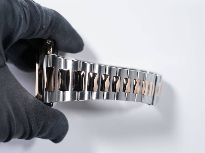 パテックフィリップ ノーチラス クロノグラフ Ref.5980/1AR-001 ステンレススチール/ローズゴールド ブルー文字盤 美品 ajpko7io