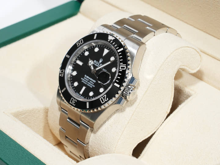 ロレックス サブマリーナー デイト Ref.126610LN ステンレススチール ブラック文字盤 未使用 9mjnxxks