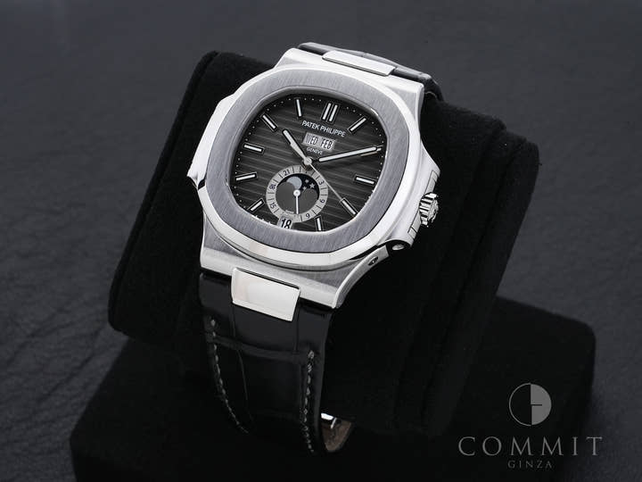 パテックフィリップ ノーチラス アニュアルカレンダー ムーンフェイズ Ref.5726A-001 ステンレススチール ブラック文字盤 美品 75ga46qo