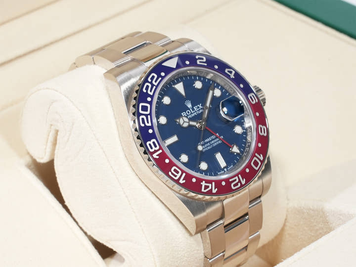 Pre-owned Rolex GMT-Master II Ref. 126719BLRO White Gold Midnight Blue Dial Oyster Bracelet cm2kysm6