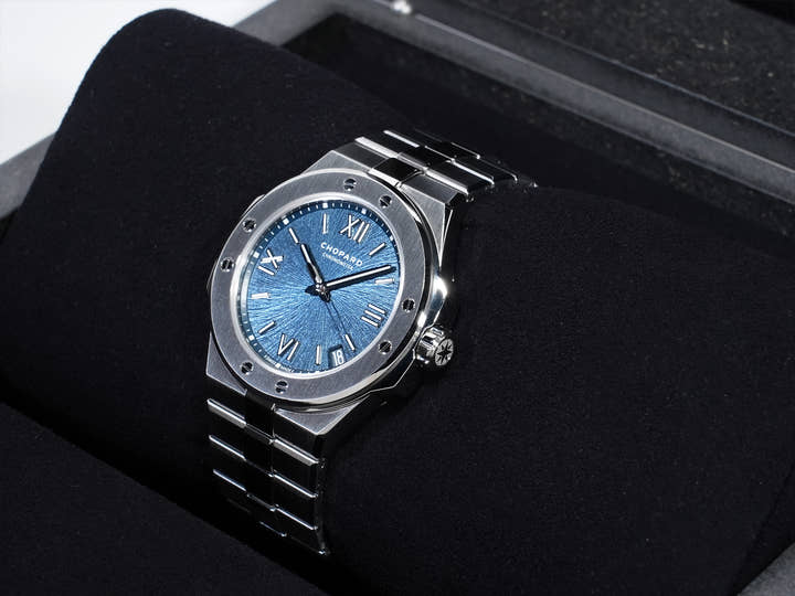 Chopard Alpine Eagle 41 Ref. 298600-3001 Stainless Steel Blue Dial Excellent Condition gaze6fqf