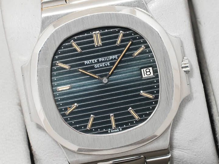 パテックフィリップ ノーチラス Ref.3700/1 ステンレススチール ブルー文字盤 中古 bwrdxqjb