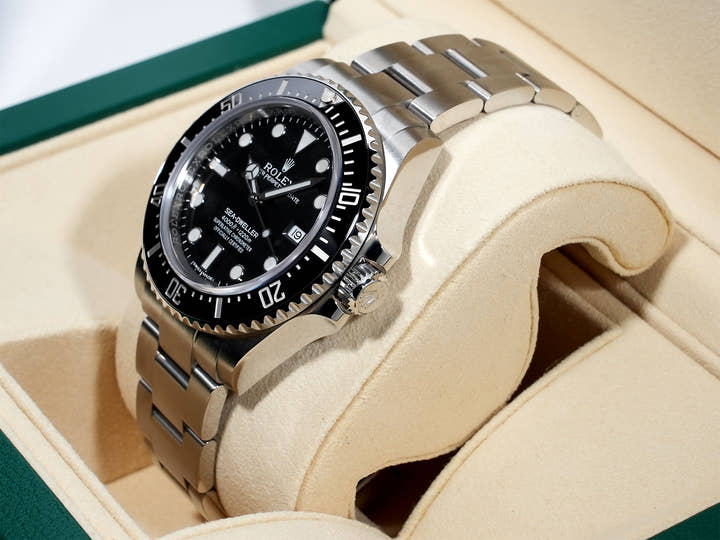 Rolex Sea-Dweller 4000 Ref. 116600 Stainless Steel Black Dial Excellent Condition utpkbmtq
