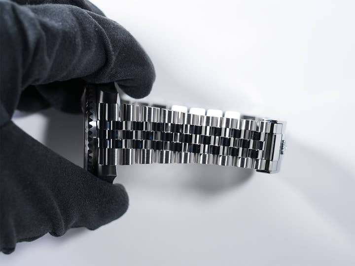 Pre-owned Rolex GMT-Master II Ref. 126710BLRO Stainless Steel with Black Dial and Jubilee Bracelet (CDP4IGFD)