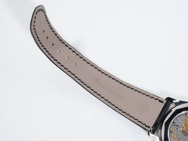 Patek Philippe Calatrava Ref. 6006G-001 White Gold Black Dial Unused 7dd9iwbm