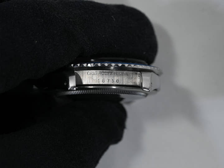 Pre-owned Rolex GMT-Master Ref. 16750 Stainless Steel Black Dial Oyster Bracelet t76optc5