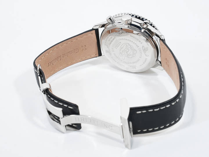 Breitling Navitimer Cosmonaut Flyback Porco Rosso Ref. A22322 Stainless Steel Black Dial Pre-owned s764x6ey