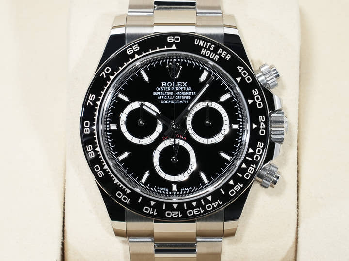 Rolex Daytona Ref. 126500LN Stainless Steel Black Dial Excellent Condition Pre-Owned 7nibmo4k