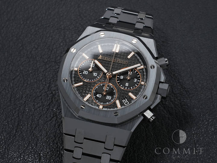 Audemars Piguet Royal Oak Chronograph Ref. 26240CE.OO.1225CE.02 Black Ceramic Black Dial Excellent Condition 4vf3kh3s