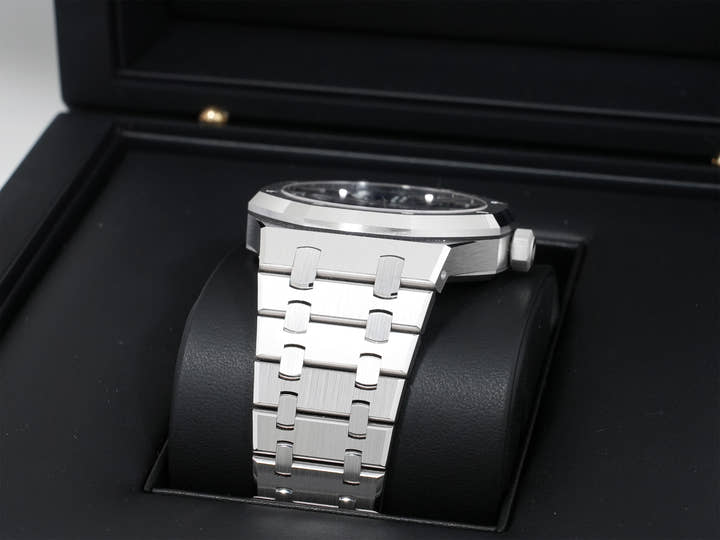 オーデマピゲ ロイヤルオーク Ref.15503BC.OO.1220BC.01 ホワイトゴールド ブルー文字盤 極美品 dt9u75er