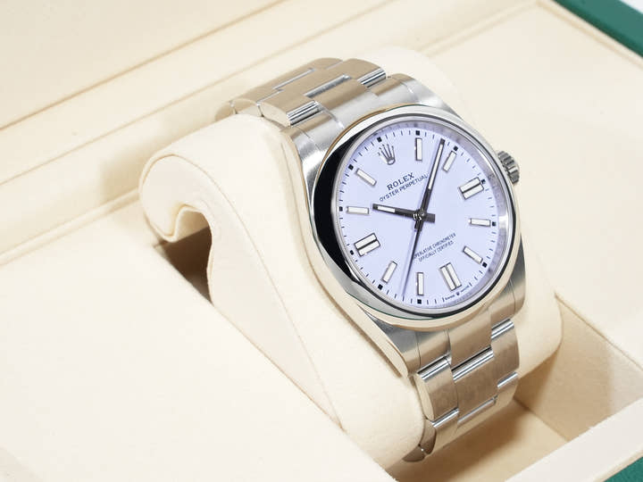 Rolex Oyster Perpetual 41 Ref. 134300 Stainless Steel Lavender Dial Unused 26hrjzaz