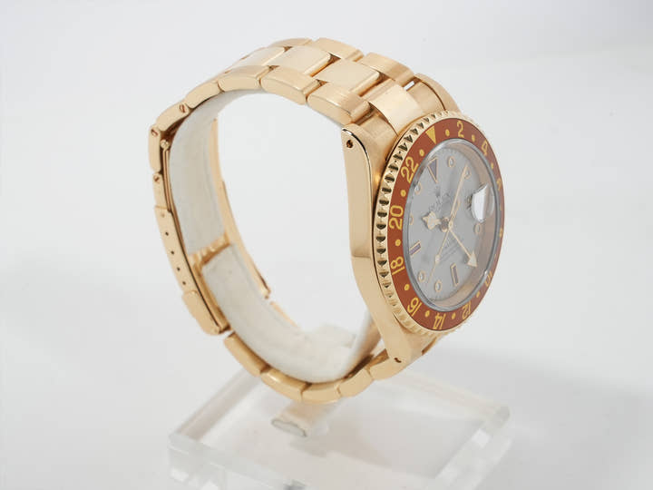 Rolex GMT-Master II Ref. 16718RG Yellow Gold Silver Dial Pre-owned zjxp5uad