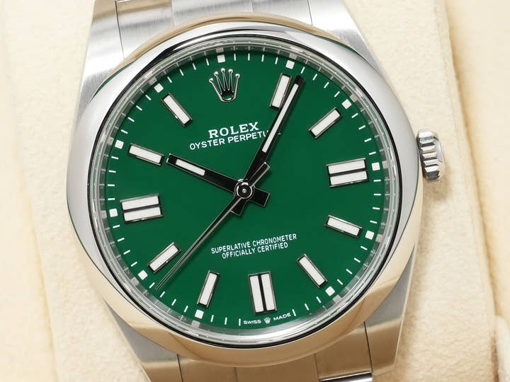 ロレックス オイスターパーペチュアル41 Ref.124300 ステンレススチール グリーン文字盤 美品 iqdmq839