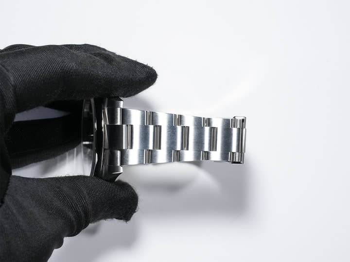 ロレックス オイスターパーペチュアル41 Ref.124300 ステンレススチール グリーン文字盤 美品 iqdmq839