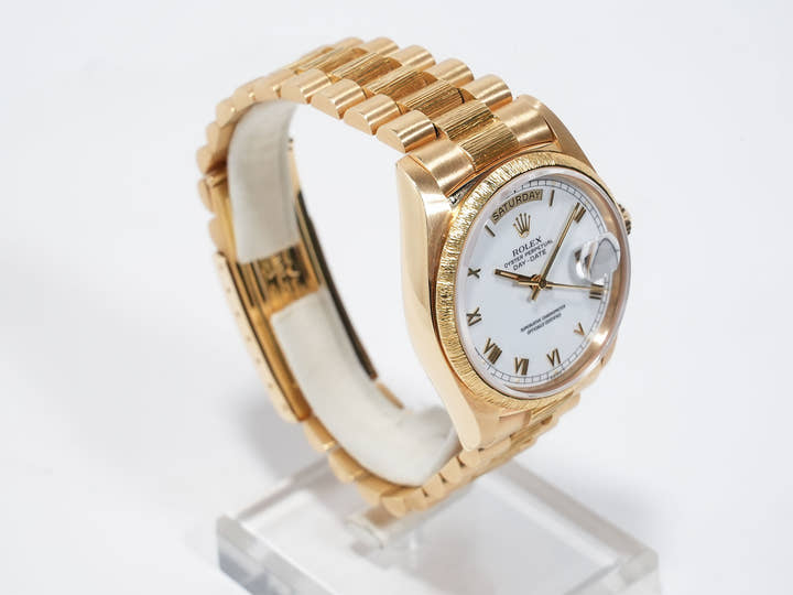 ロレックス デイデイト Ref.18078 イエローゴールド ホワイトローマン文字盤 中古 akvtr2yx