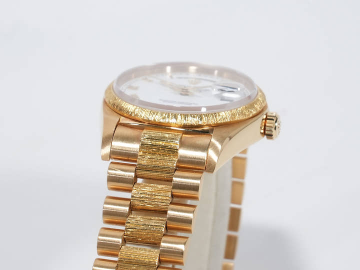 ロレックス デイデイト Ref.18078 イエローゴールド ホワイトローマン文字盤 中古 akvtr2yx