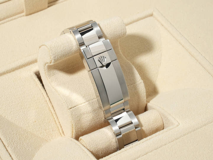 ロレックス デイトナ Ref.126506 プラチナ アイスブルー文字盤 未使用 s5mh74ze