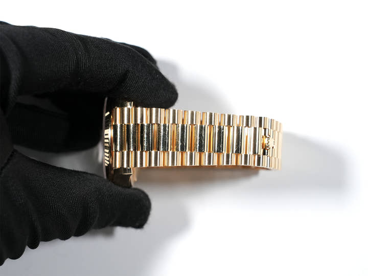 ロレックス デイデイト36 Ref.128238 イエローゴールド マラカイト文字盤 中古 cv863k8i