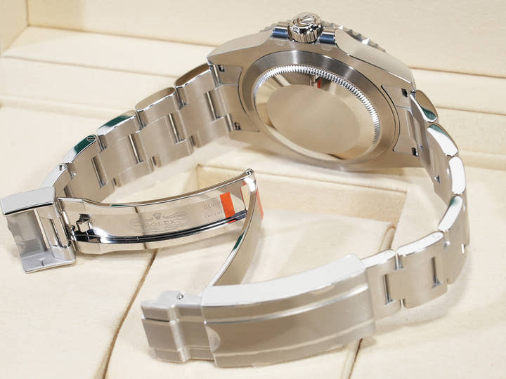 ロレックス サブマリーナー ノンデイト Ref.124060 ステンレススチール ブラック文字盤 未使用 ighu3v4w